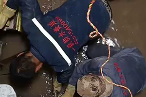 厦门电梯井堵漏施工视频